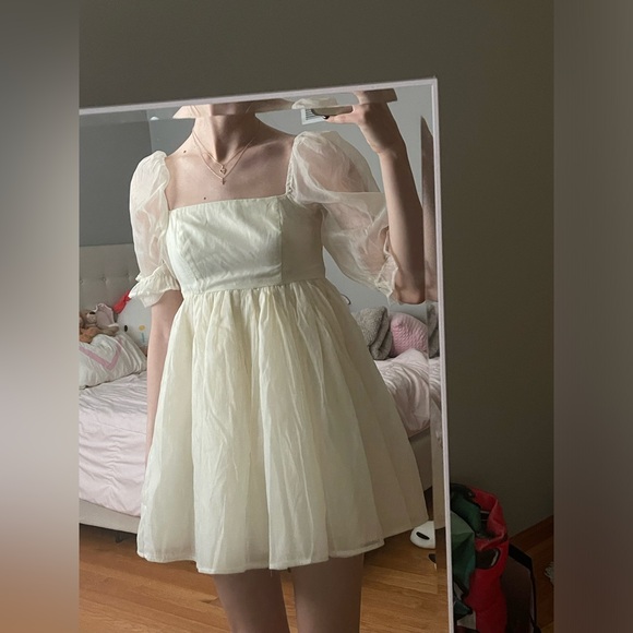 Cream/White Puff-Sleeve Babydoll Mini Dress Forever 21 - Picture 2 of 13